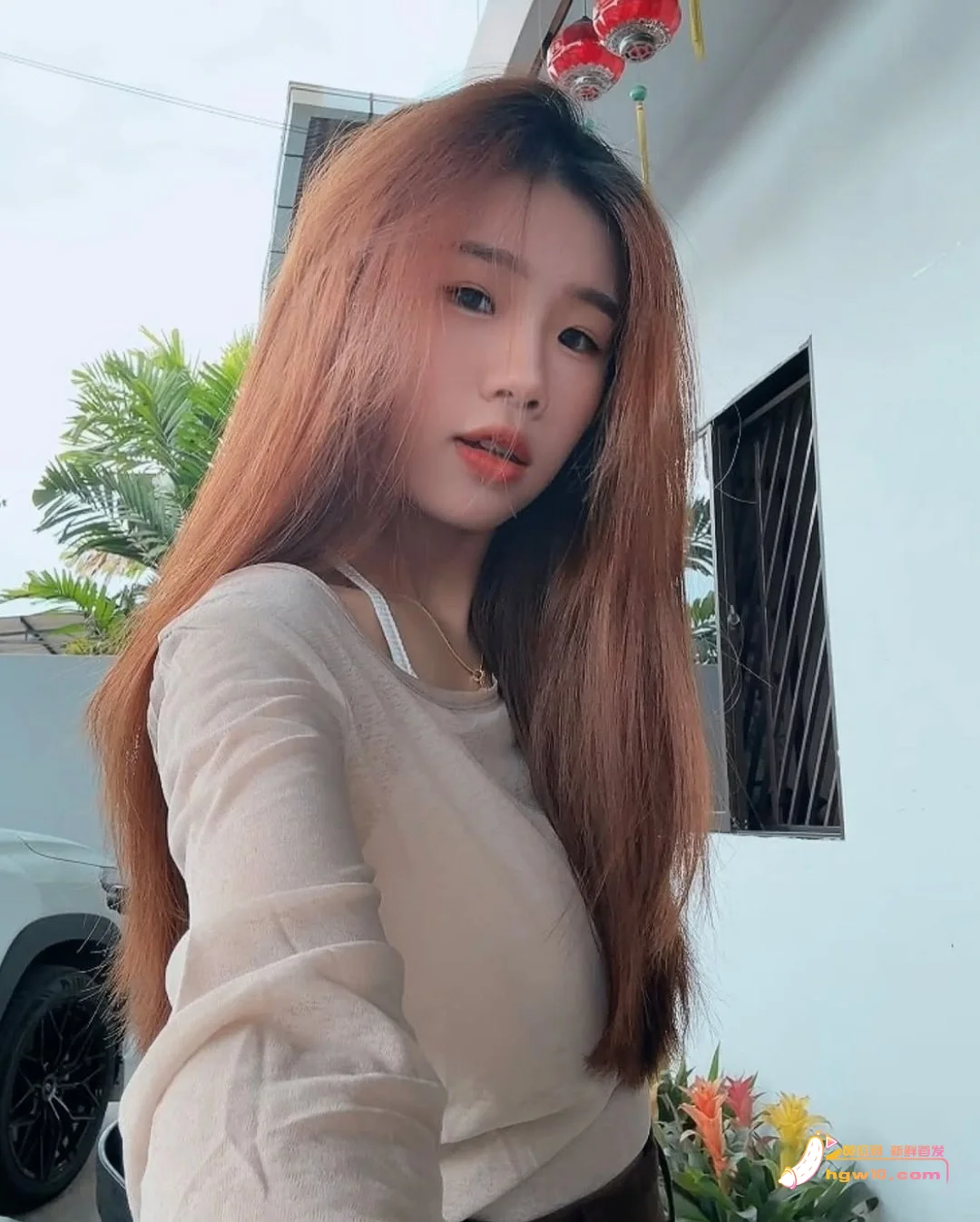 04年高颜值美春佩早期私密视频外流，娇喘声引热议