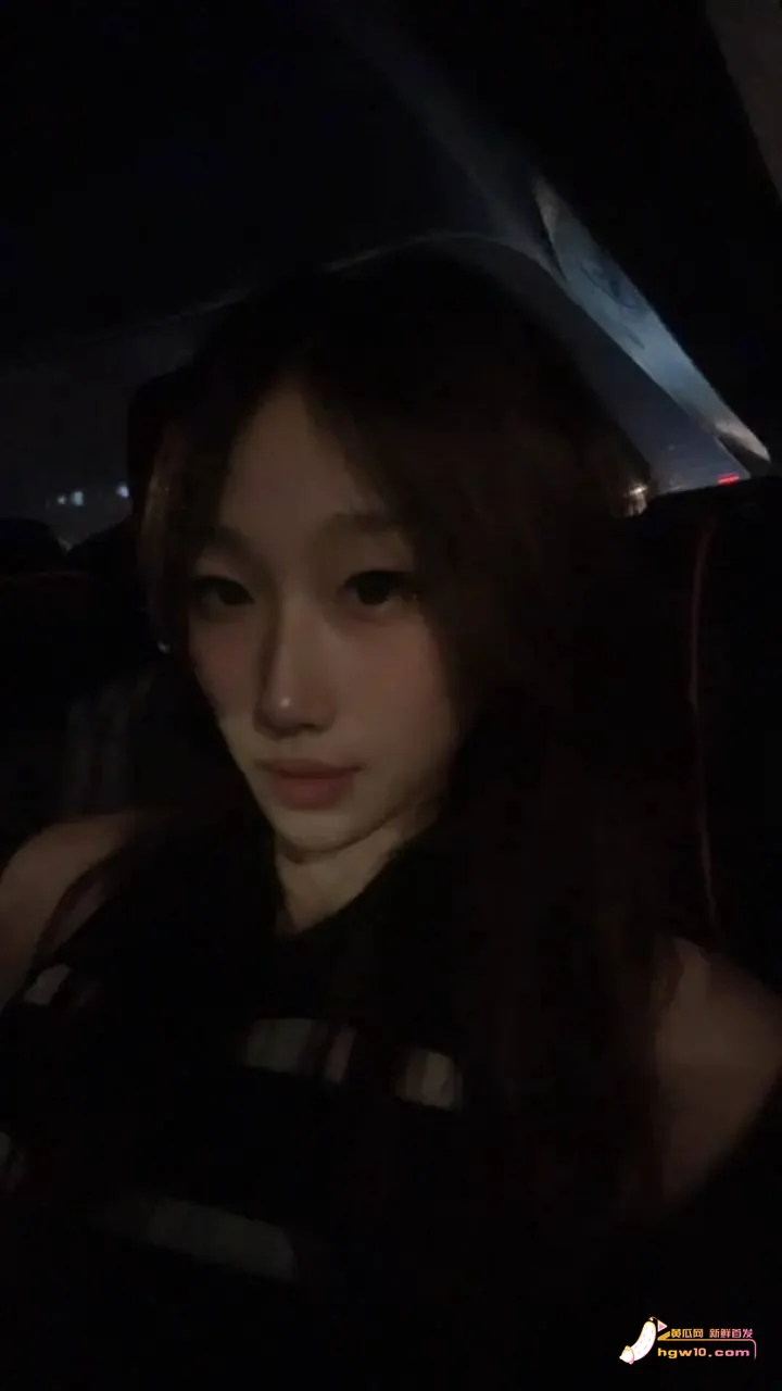 山东大一女生抖音1.2万粉，宿舍日常与身材引热议