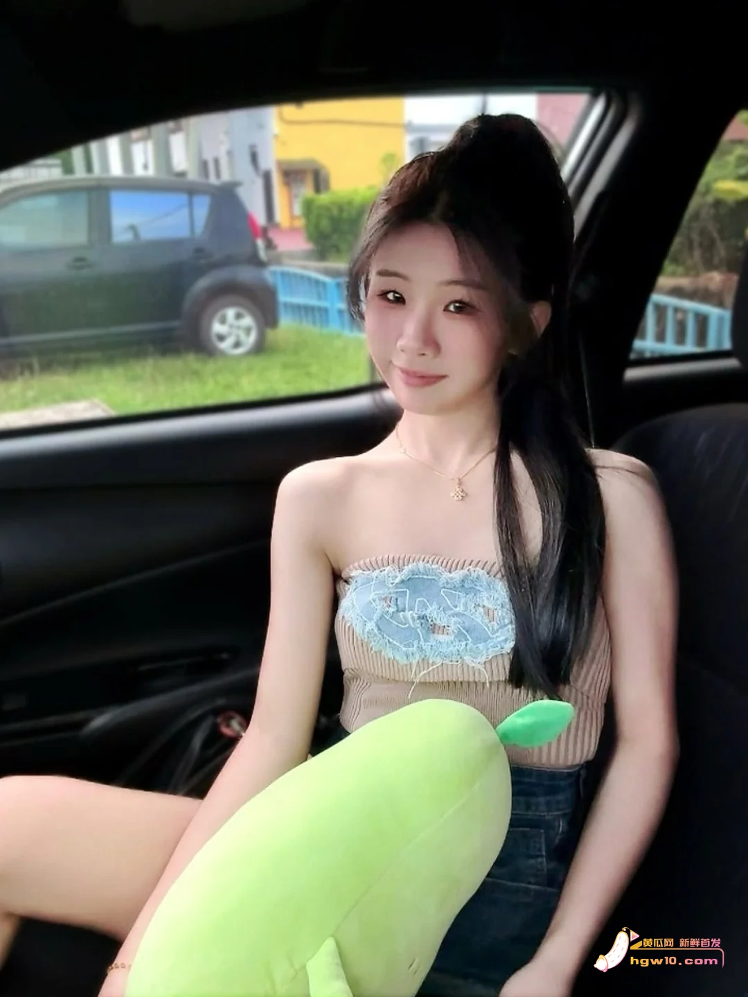 04年高颜值美春佩早期私密视频外流，娇喘声引热议
