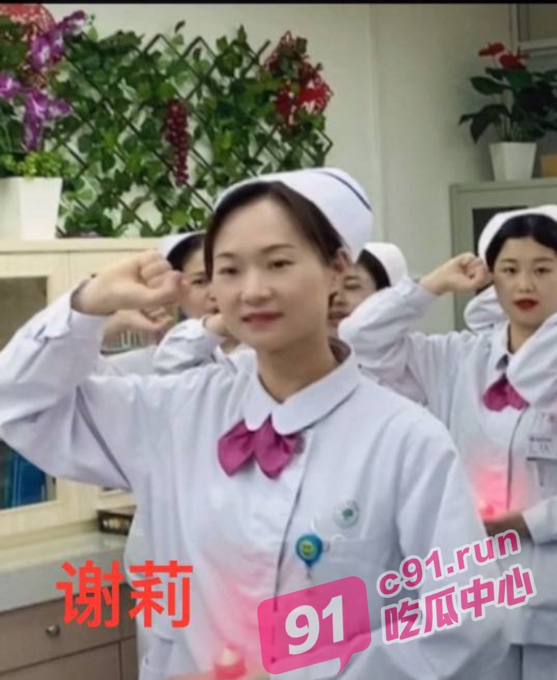 9_W_800px.jpg