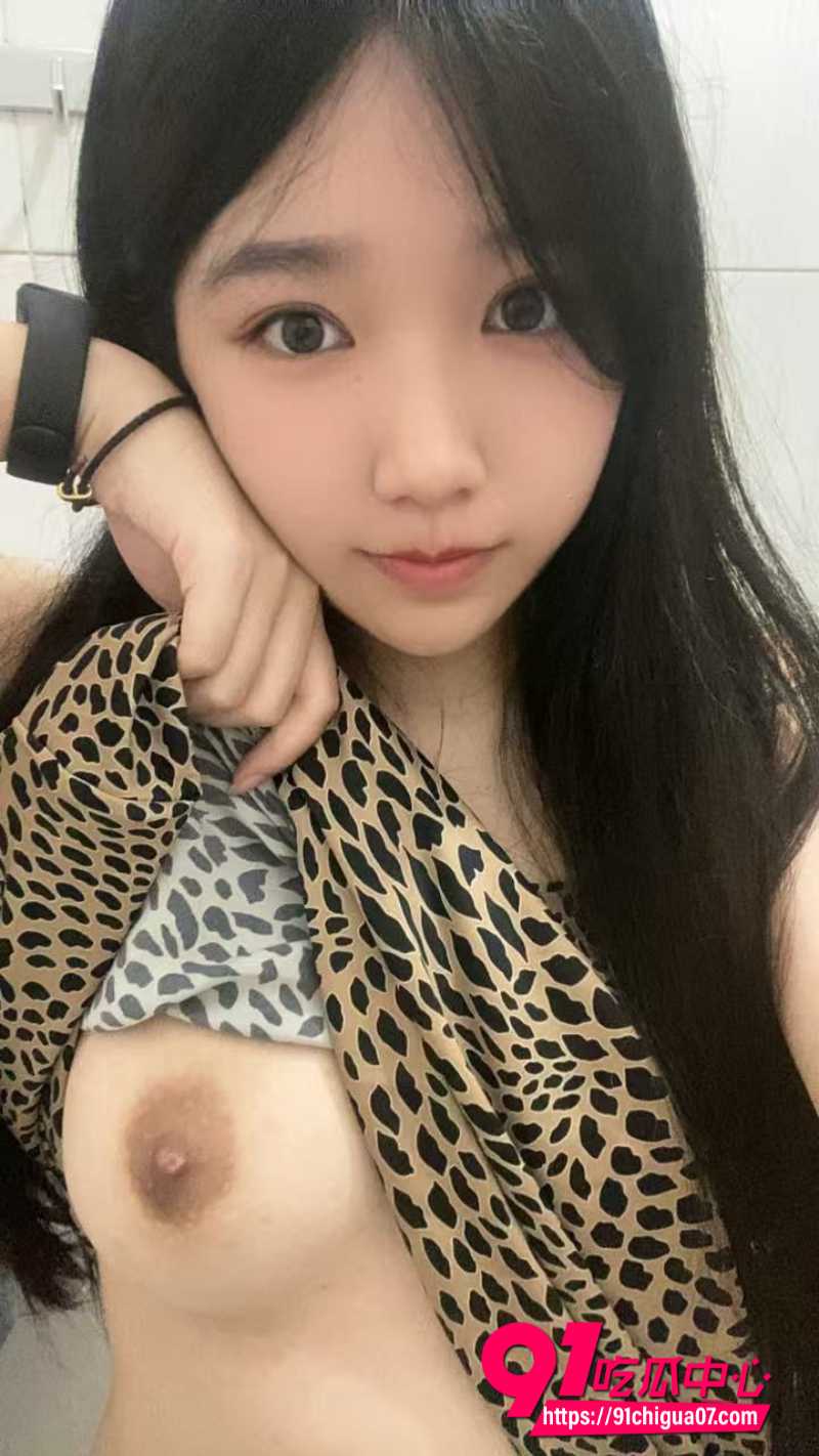 推特顶级颜值福利姬只是个小狗私人订制自慰 乖乖听话全裸揉奶掰穴高潮喷水！