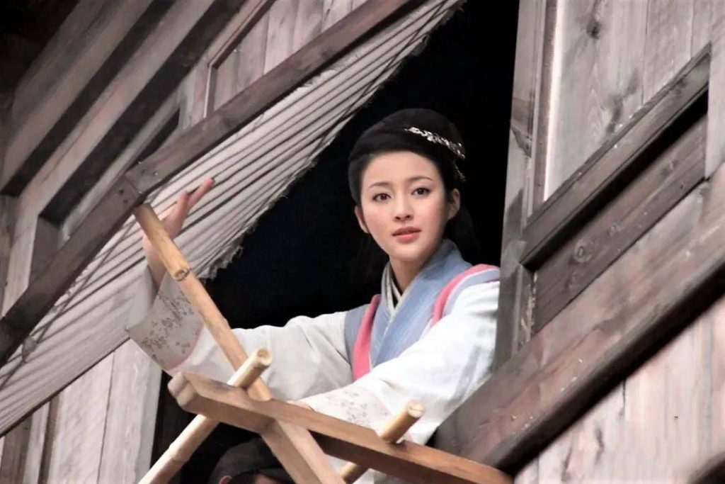 甘婷婷颜值到底有多高 凭借潘金莲一角一战成名 网友直呼人间妖精太美太有气质 配图2