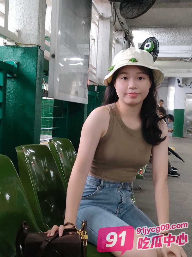 011.jpg