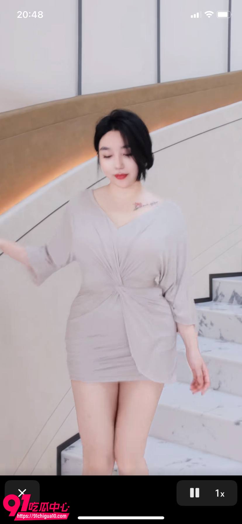 抖音百万大女主教母eliy擦边短剧8
