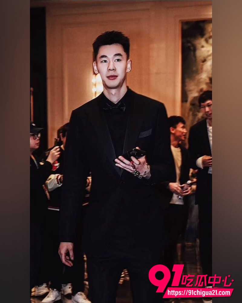 男篮郭昊文 5