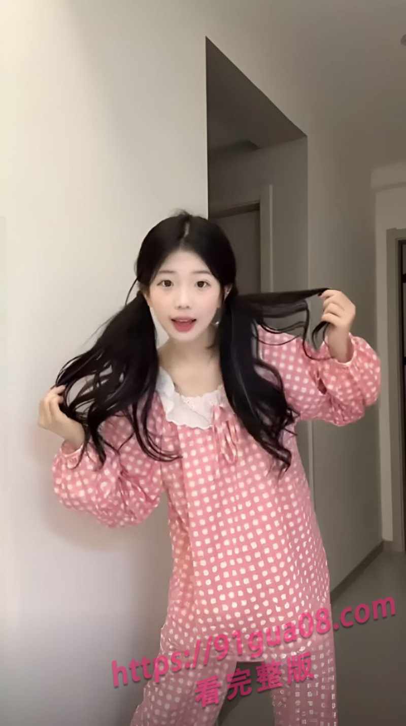 抖音小研myVIP内部直播视频曝光 这才是初恋的感觉啊~ 配图3