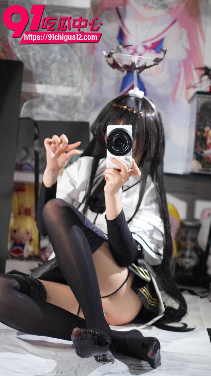 推特福利姬cos明日方舟阿尔图罗2