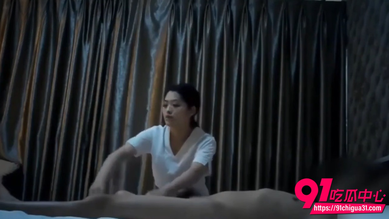按摩会所偷拍实录 女技师巧手全身按摩后 直接进入私密SPA深度服务