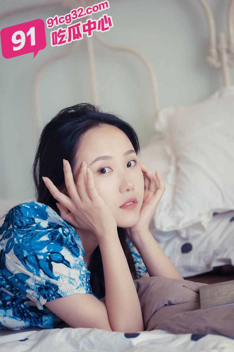 南京极品美胸露脸反差婊陈雯宸 女上做爱视频被男友泄密流出！