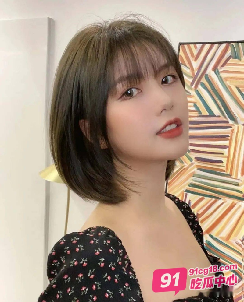 清纯妹妹的禽兽哥哥 刚满20岁就下手 奈何鸡巴太软破不了处