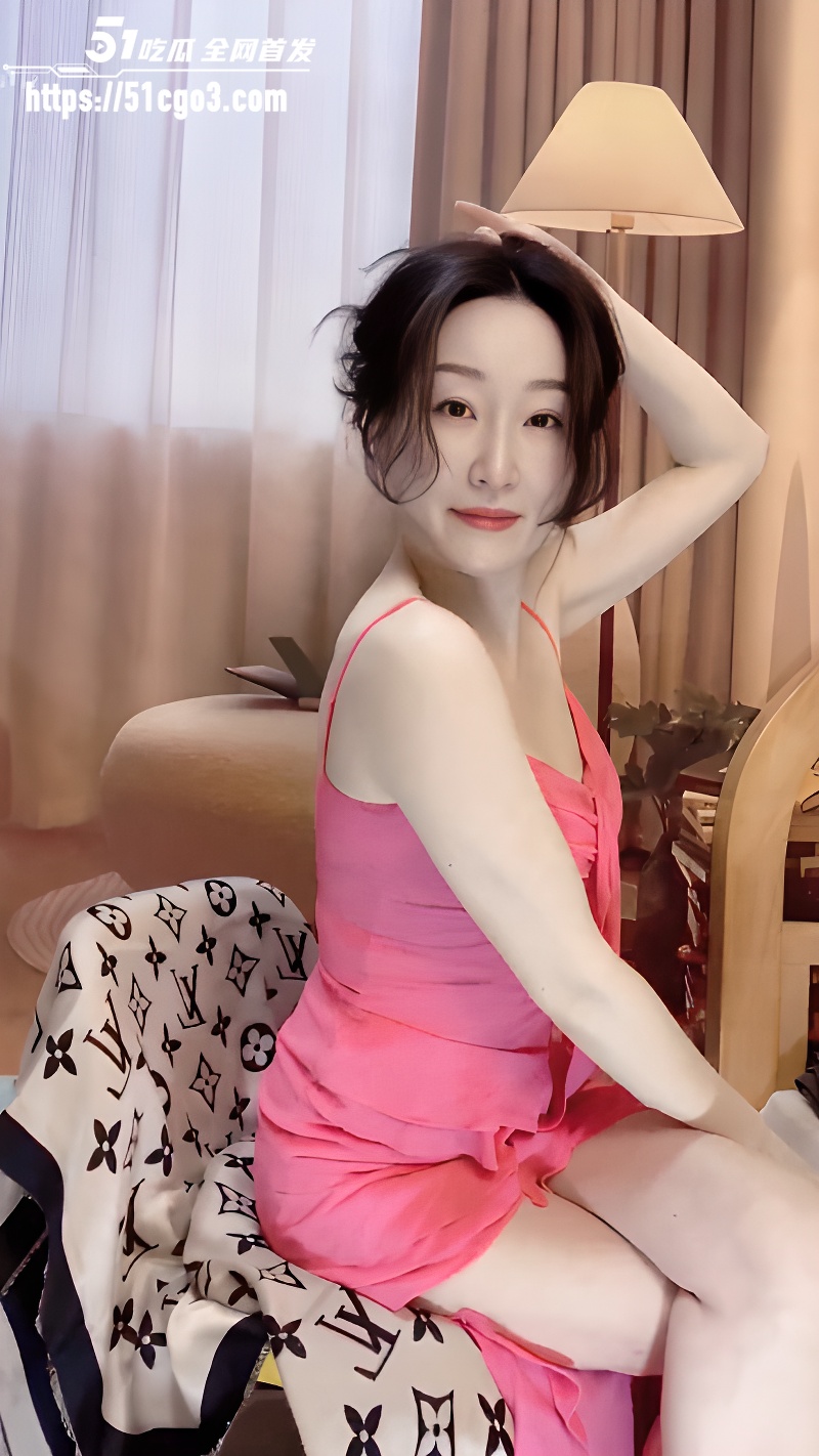 抖音少妇晴空万里 3 抖音少妇晴空万里 3
