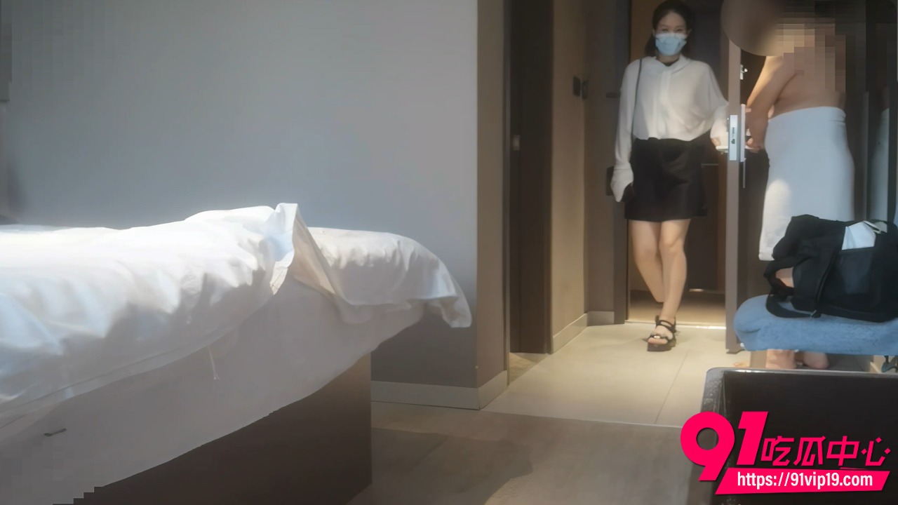 良家约炮大神91大汉刘备7月新作 服装店偷情良家少妇 完美露脸女上位操的嗷嗷乱叫