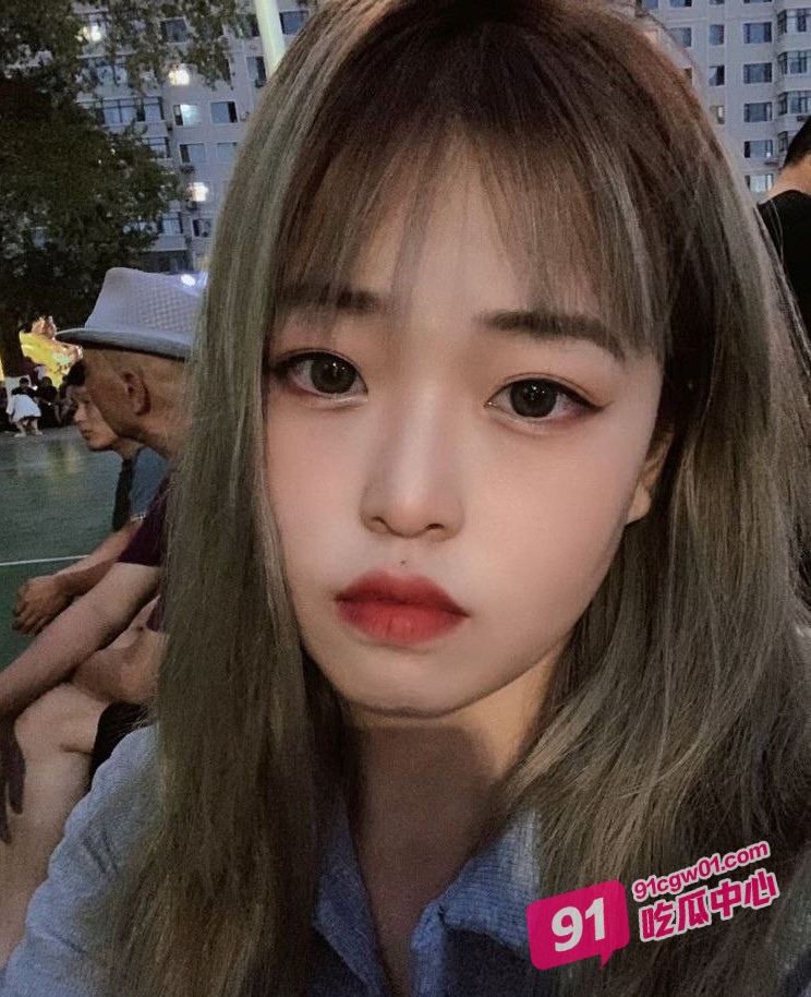 西北师范大学女生尹以彤自慰成瘾 在交友平台约炮被调教成骚母狗！