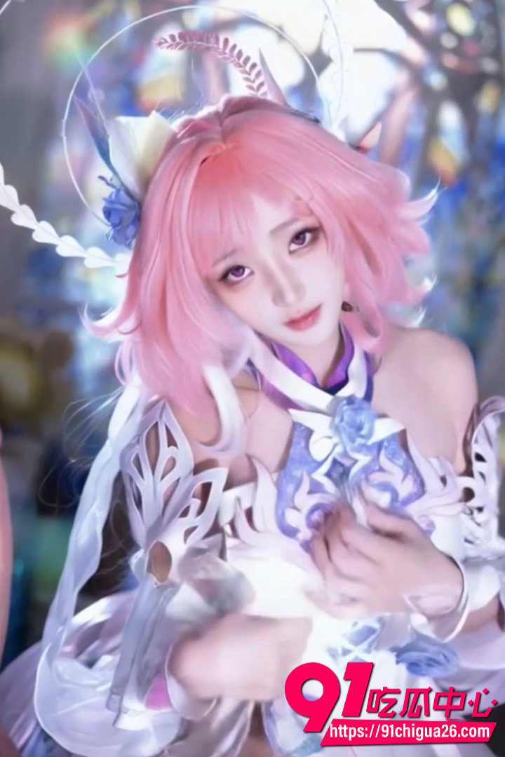 顶级反差网红邹璐遥AI脱衣推演1