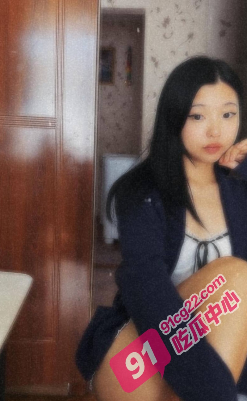 约炮石家庄20岁清纯学生妹 皮滑肉嫩无套抽插姿势百变！ 配图5