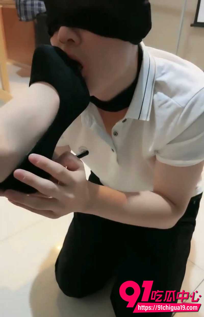 极品调教女王北京啡啡S 4 极品调教女王北京啡啡S 4