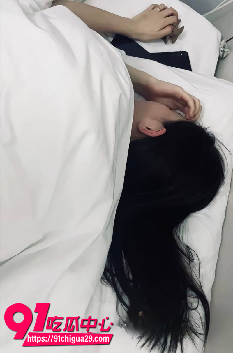 抖音700W粉丝女网红贵阳二小姐知三当三勾引杰少偷情被庄楚华实名举报39