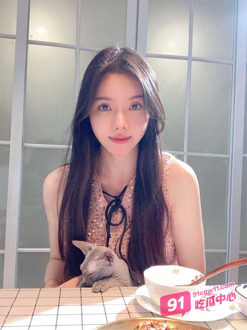 浙江杭州何维偲～黑丝骚货超爱吃鸡吞精 像条发情母狗求爸爸鸡巴插入！ 配图3