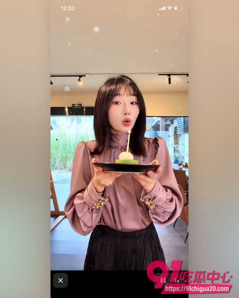 音乐剧演员陈楷控诉前女友严小北出轨 10 音乐剧演员陈楷控诉前女友严小北出轨 10
