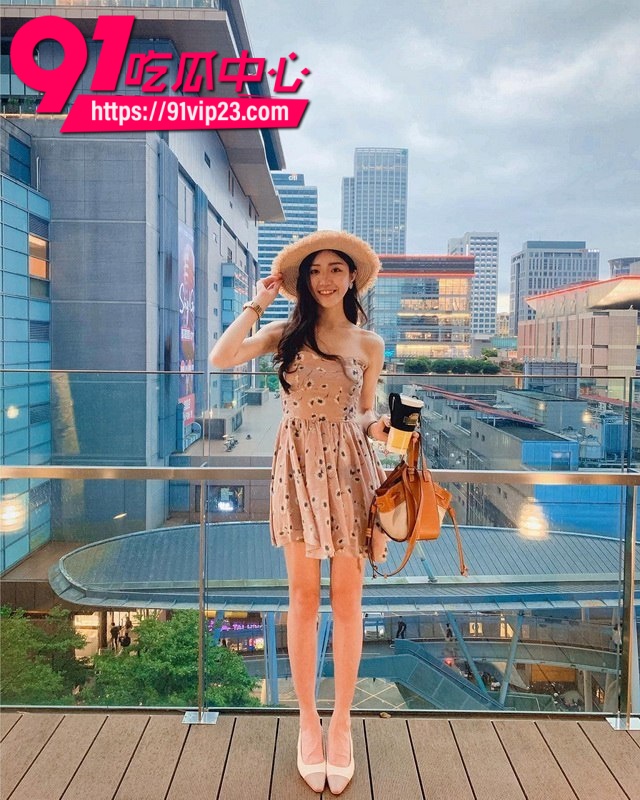 台湾高冷机车女神 床上跪吞口交狂吸大吊 女上位骑乘后入猛操娇喘连连反差拉满4 台湾高冷机车女神 床上跪吞口交狂吸大吊 女上位骑乘后入猛操娇喘连连反差拉满4