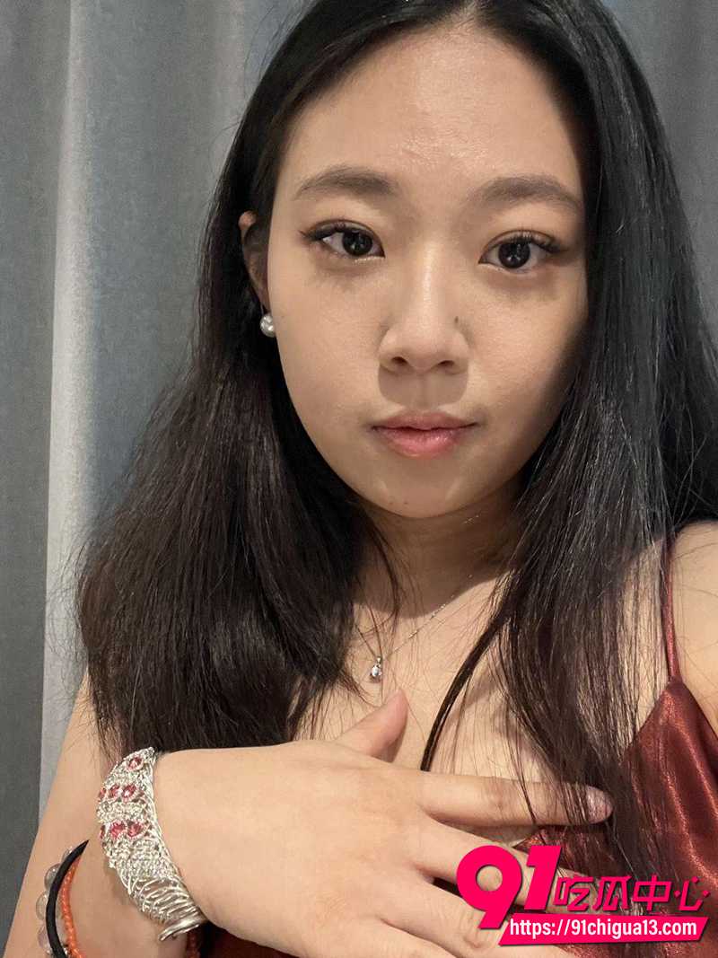 石家庄眼镜教师陈亚楠 3