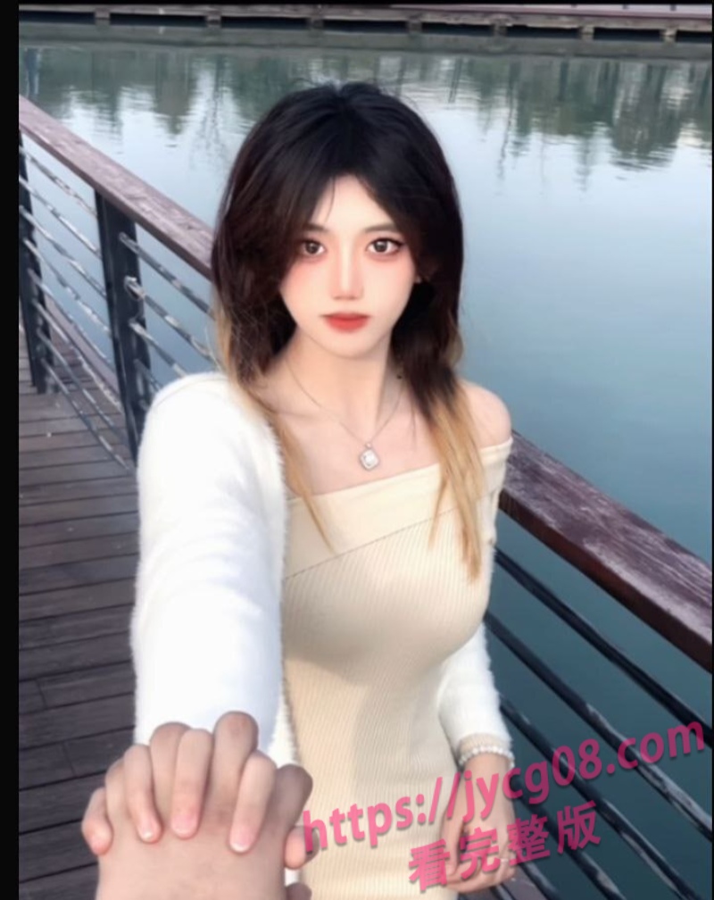 甘肃女学生王心洁私密流出！乖巧外表下竟暗藏惊人反差 配图4