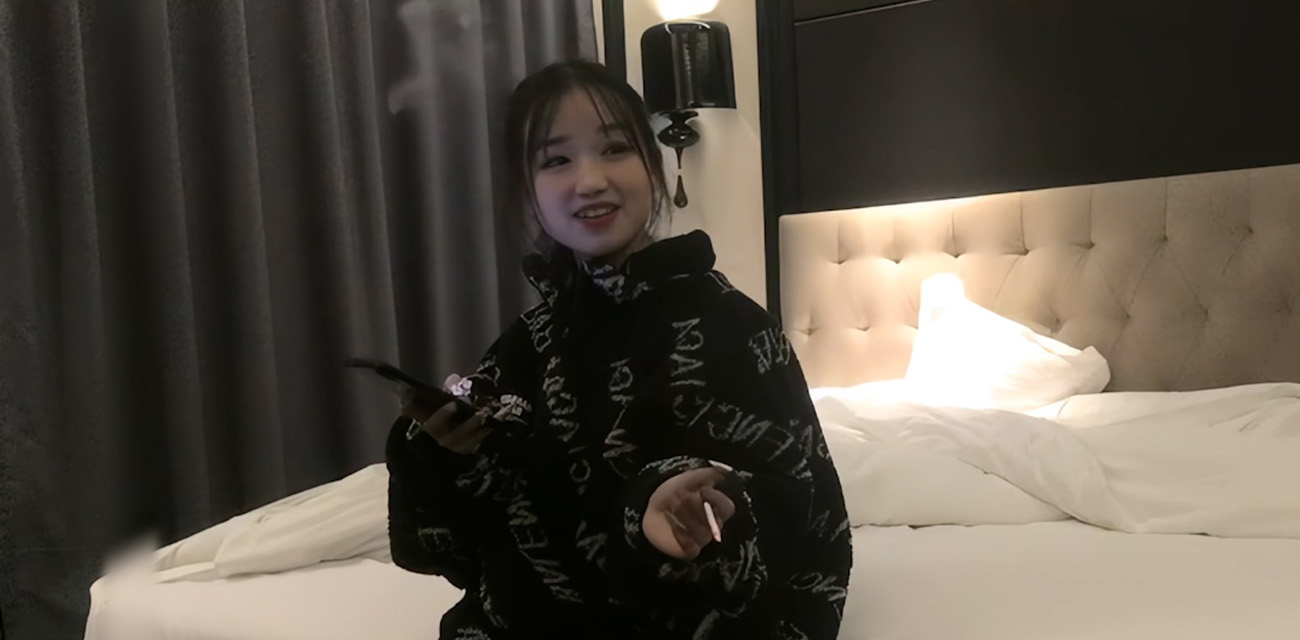 探花大神文轩探花 约炮黑丝反差小萝莉 粉嫩骚穴被大神灌满精液