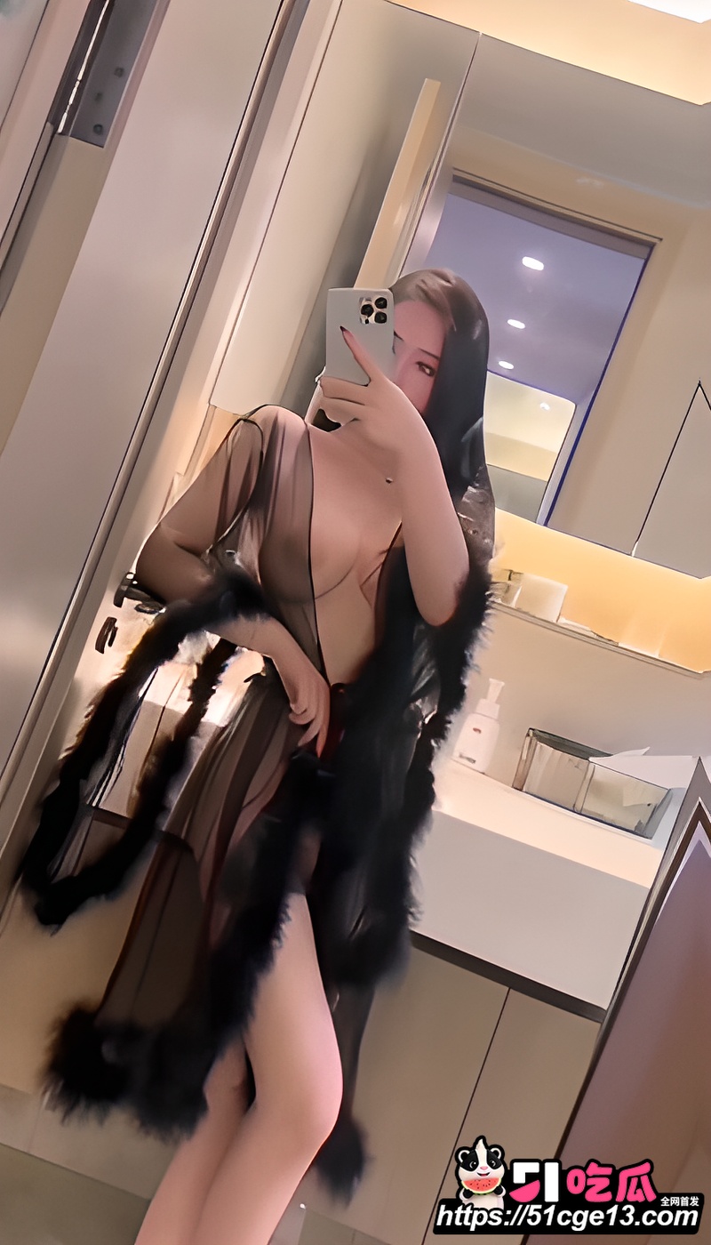 抖音网红 不爱笑的赛琳 情趣写真私拍 5