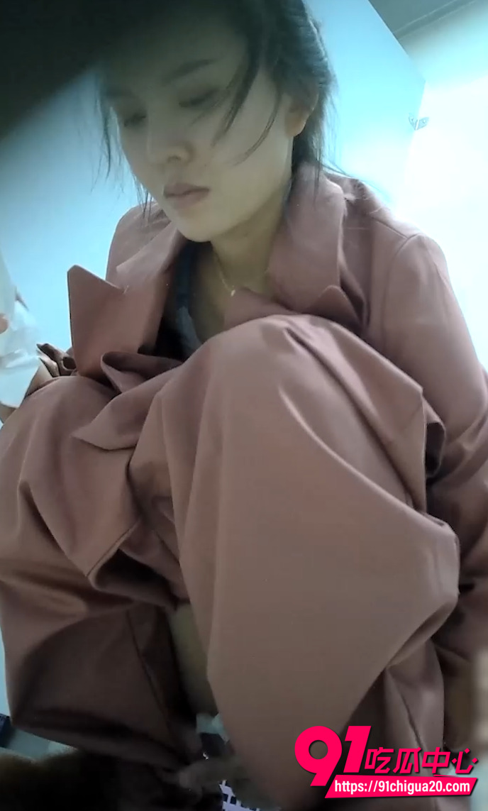 大神偷拍电子厂女厕视频2