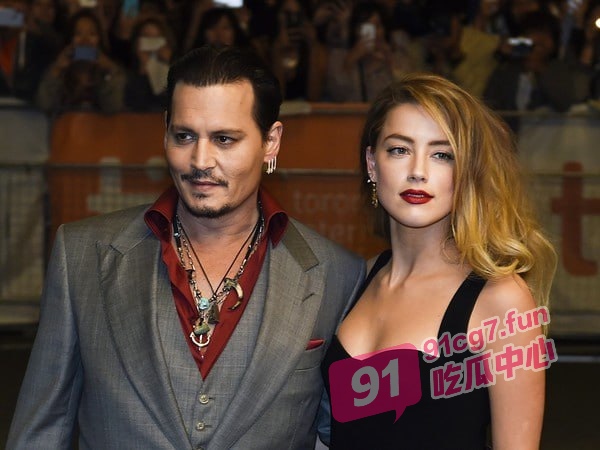 女海王扮演者 艾梅柏 希尔德 艳照门事件 裸照及私密视频泄露 身材这么好啊