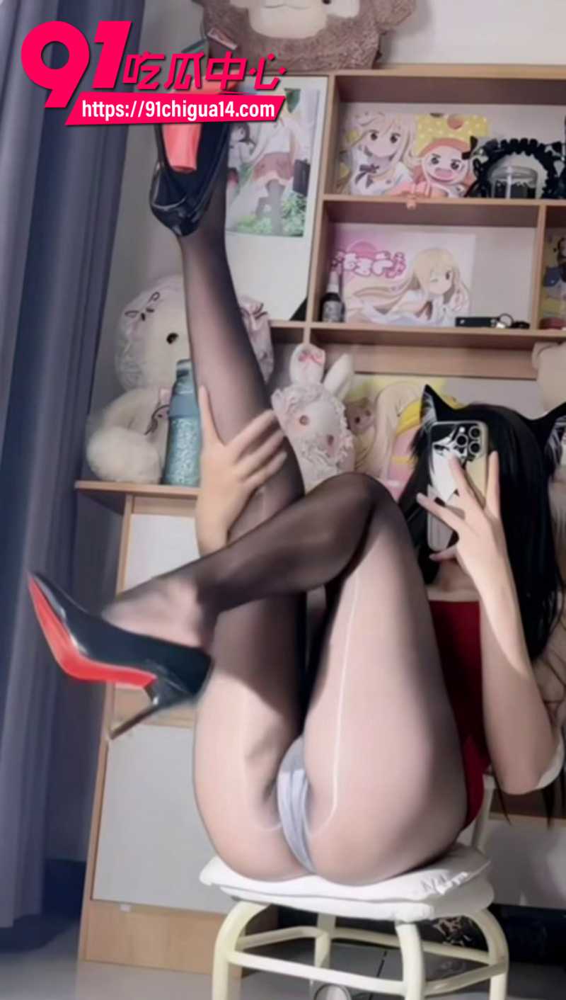 抖音女网红温柔小猪定制足交榨精福利6