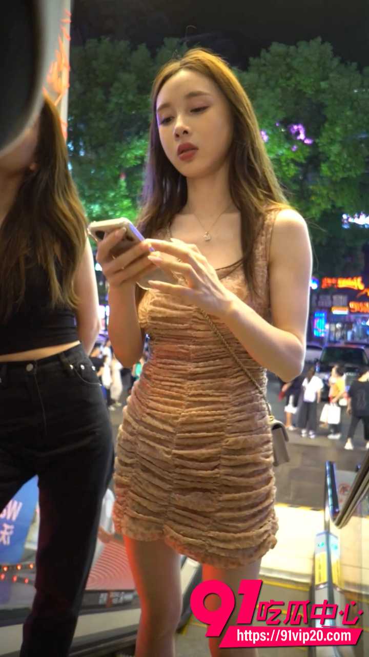 YZWCD系列街拍抄底1 YZWCD系列街拍抄底1