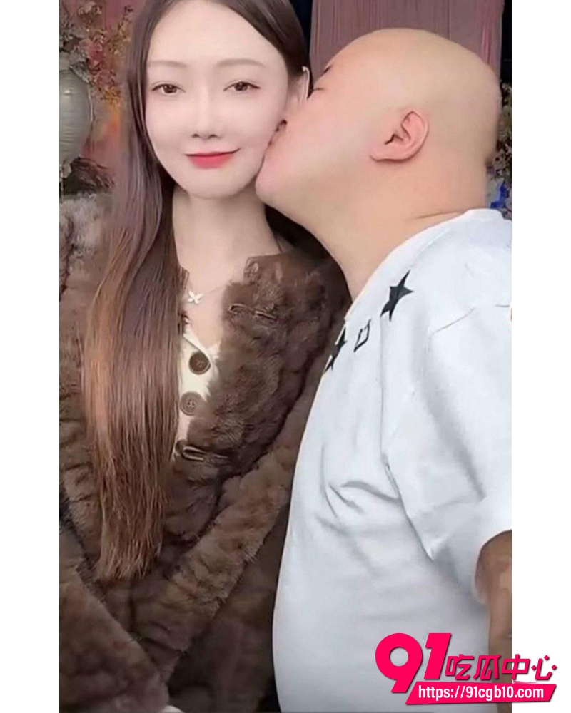 快手网红老狗婚内出轨女徒孙佳昕  13
