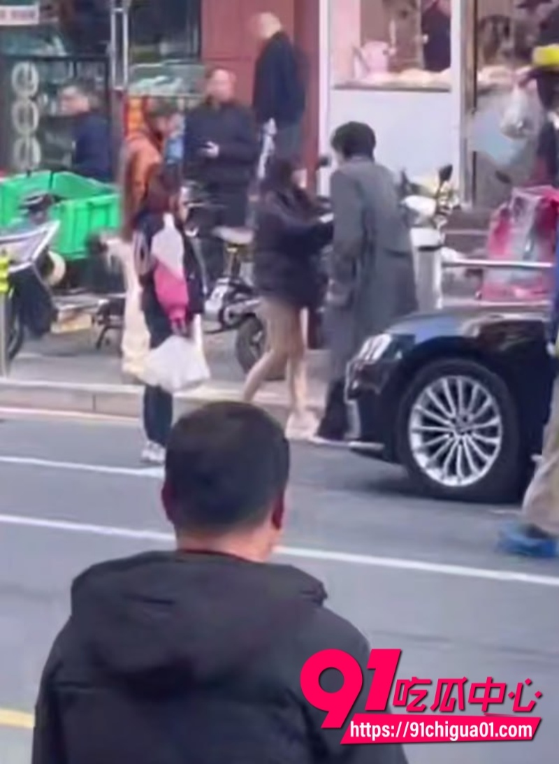 女友谎称跟朋友吃饭,实则出去酒店开房5 女友谎称跟朋友吃饭,实则出去酒店开房5