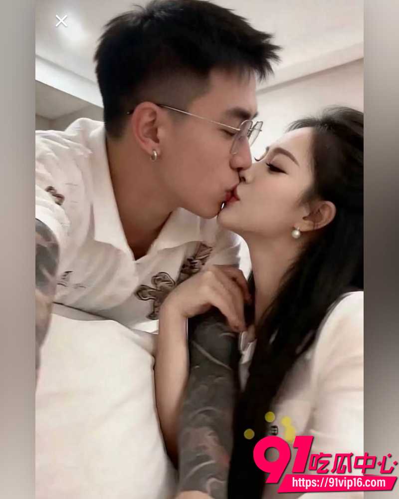 快手252万粉主播摇童 26 快手252万粉主播摇童 26
