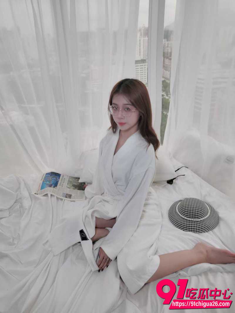 广深工商学院林曼怡 9