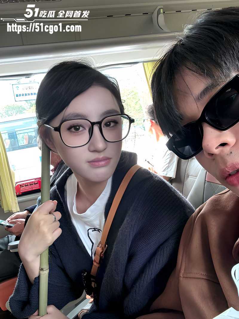 赵艺欣人前人后反差感极大4