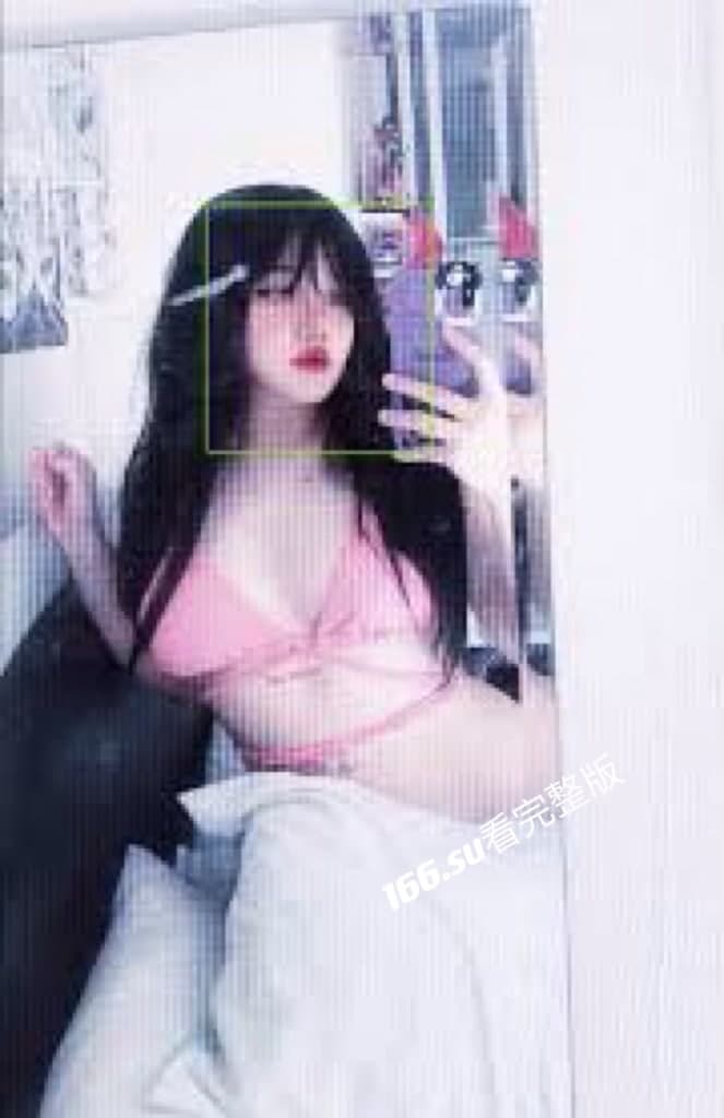 网红Vampireneeee的超级辣妹
