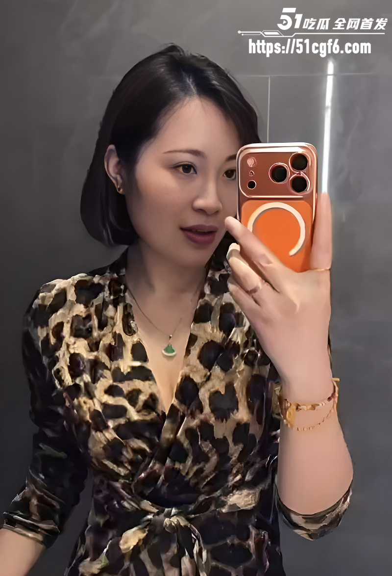 极品网红少妇我还是那日落露脸自慰 3 极品网红少妇我还是那日落露脸自慰 3