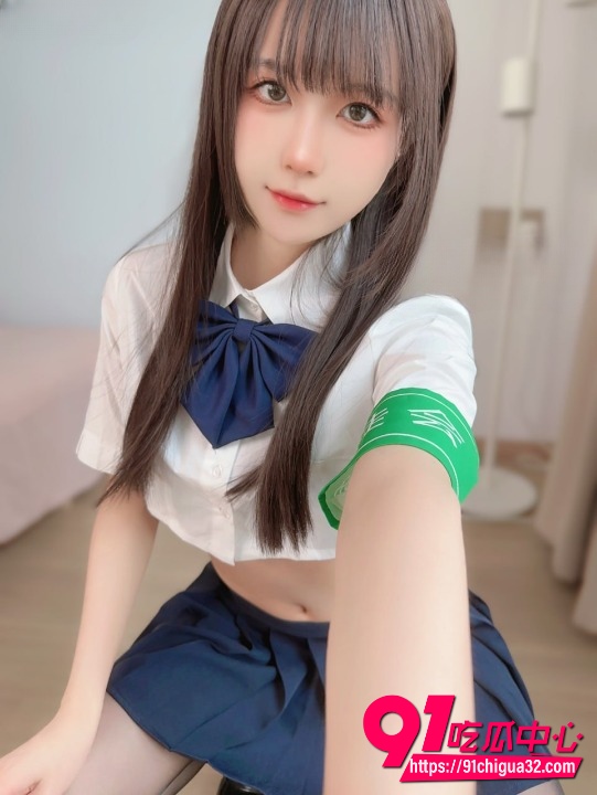 极品福利姬布丁大法最新写真 变态学生会长黑丝制服 肛门拉珠后入猛操高潮喷水！