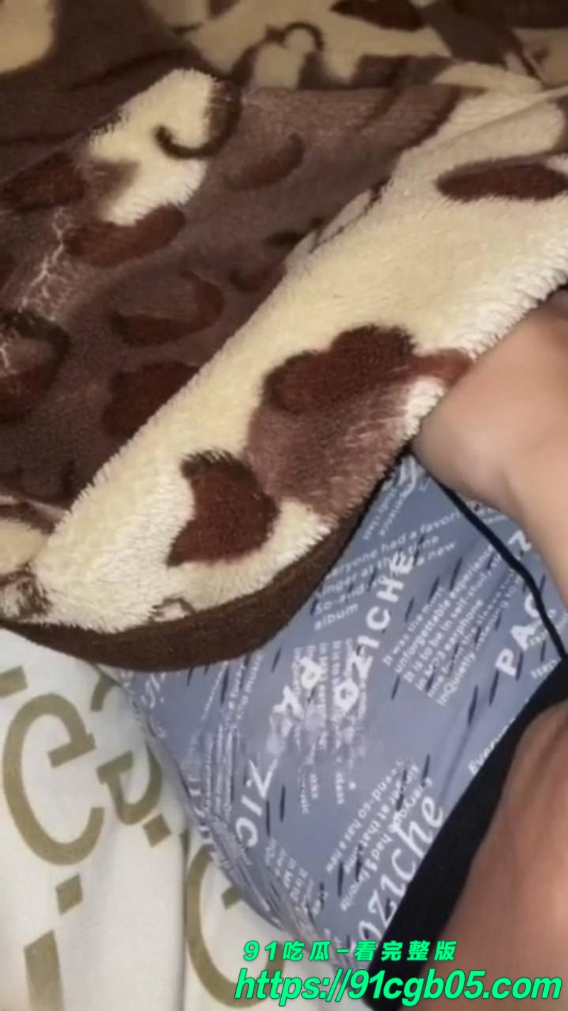 海角大神勾引亲妹妹乱伦2水印版 海角大神勾引亲妹妹乱伦2水印版
