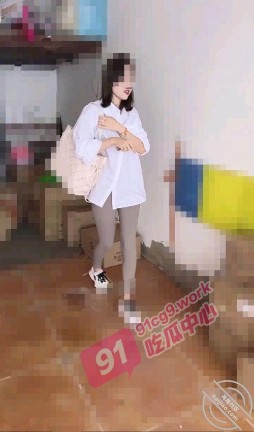 乱伦推荐~黑丝袜俏舅妈 我想杂耍就杂耍!