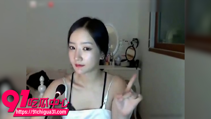 韩国女网黄朴妮唛在线直播大秀2