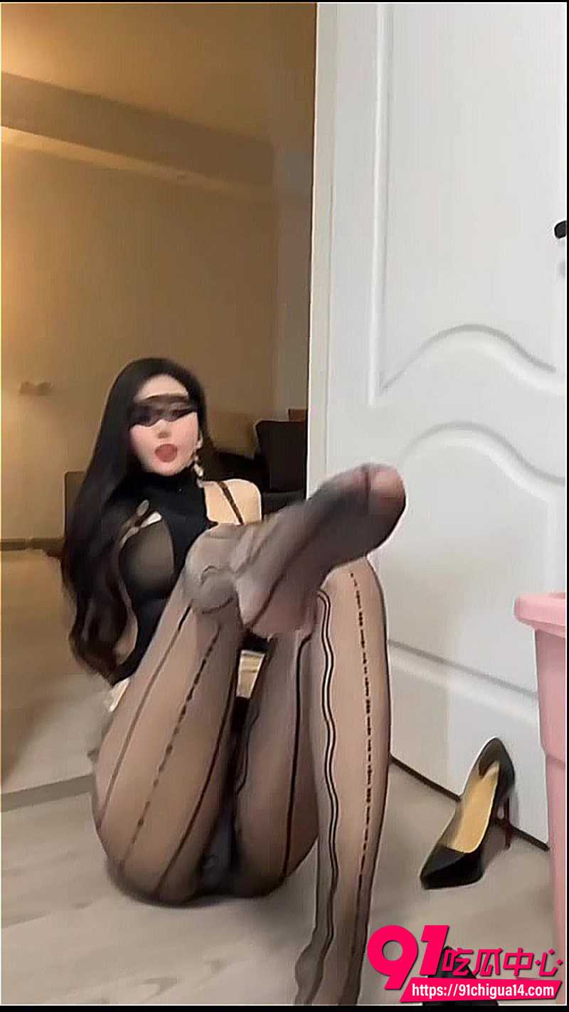 抖音150万粉顶级御姐多吃生菜 7