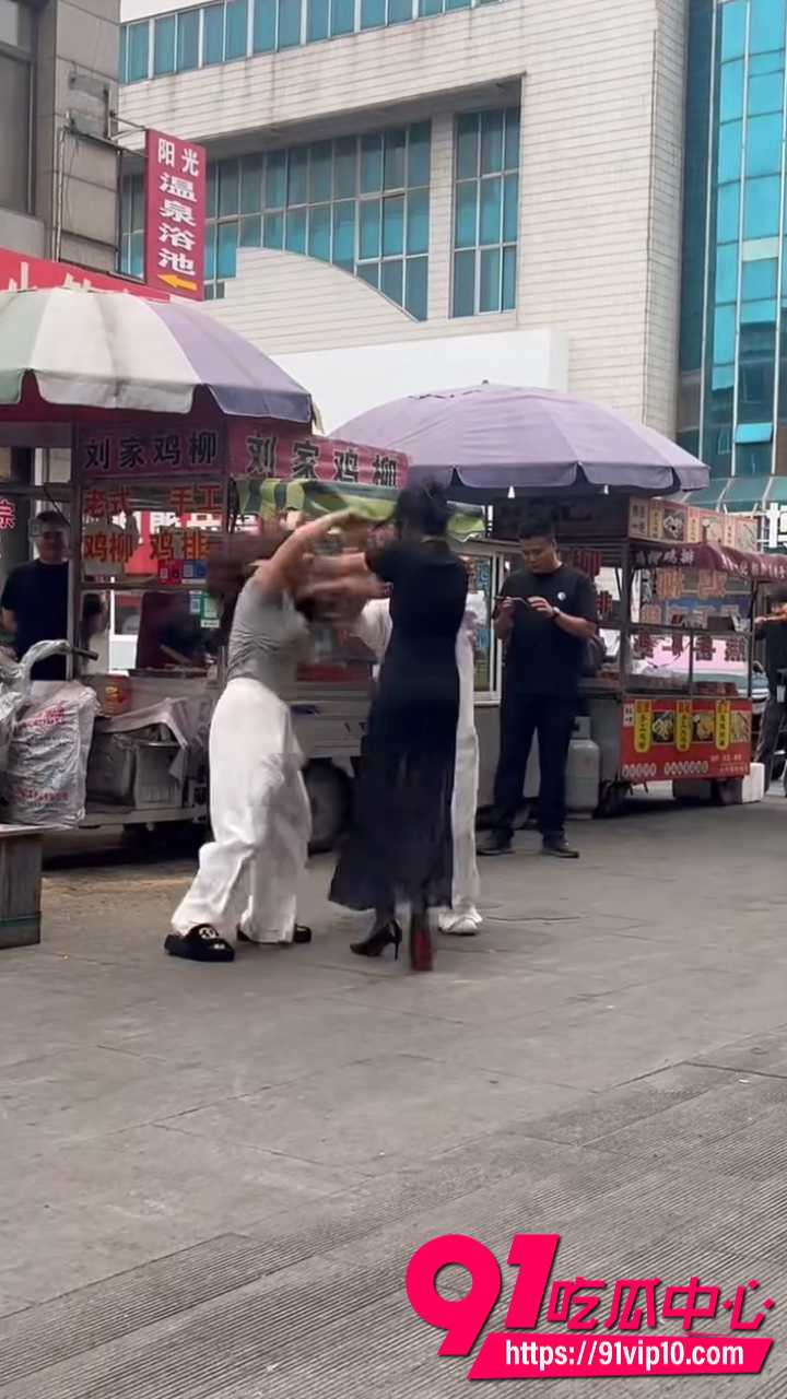 熊岳火车站打小三事件5