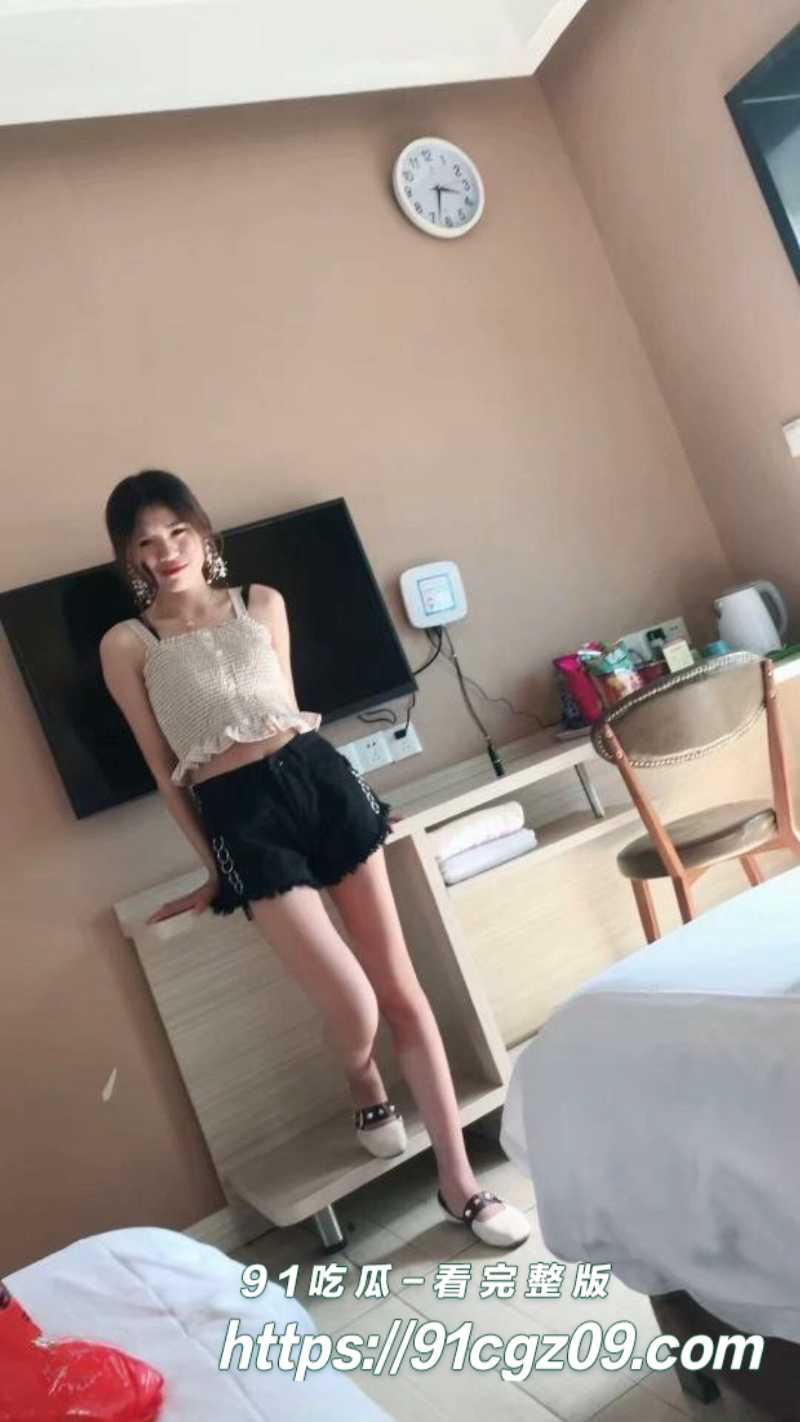 广西百色清纯女校花陈小莹约炮4素材水印版
