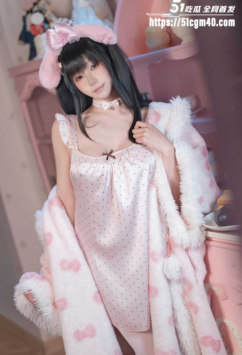 爆乳萝莉咬一口兔娘情趣福利流出 1 拷贝