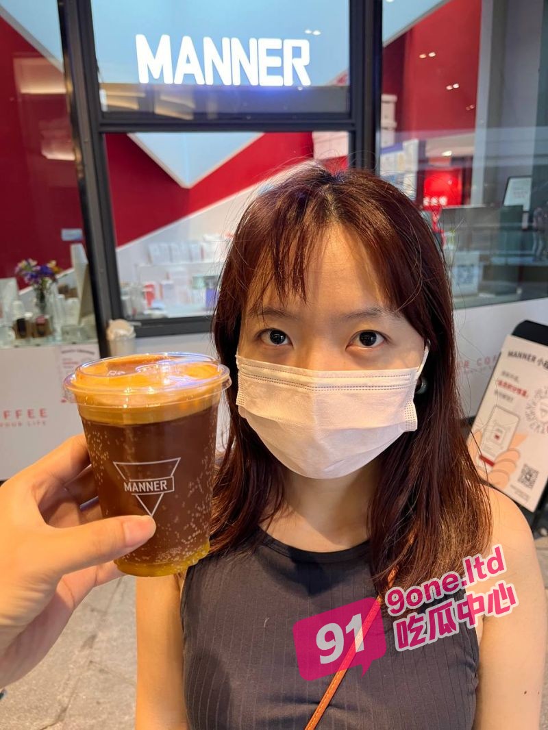 吃不了生活的苦 那就吃鸡巴的苦！广州厂妹叶佳慧转行做厂鸡！
