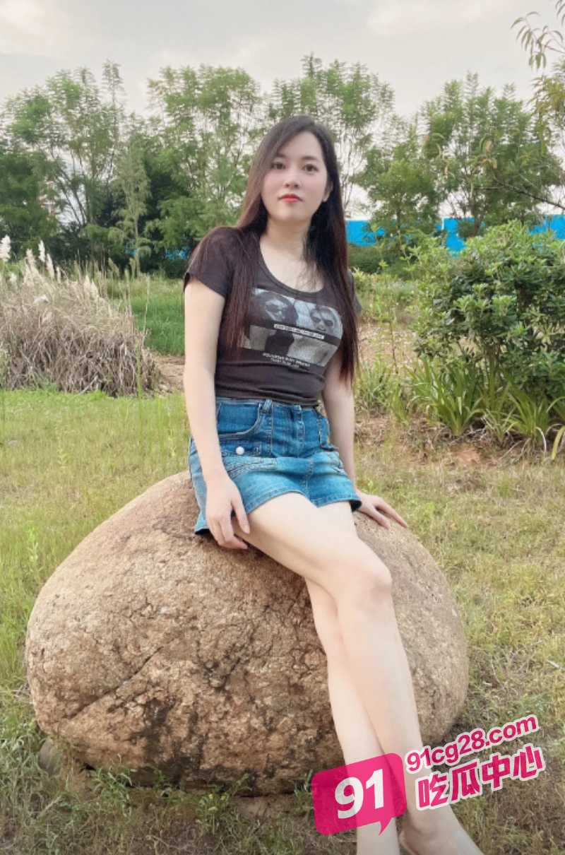 云南德宏一大哥嫖娼不付钱 被站街女怒骂 搞笑现场视频流出！ 配图3