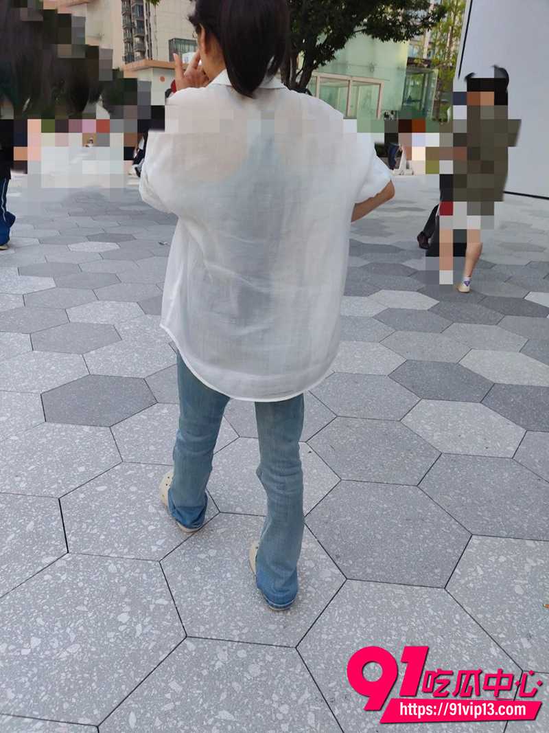 海角大神小毅和夹子妈妈 1